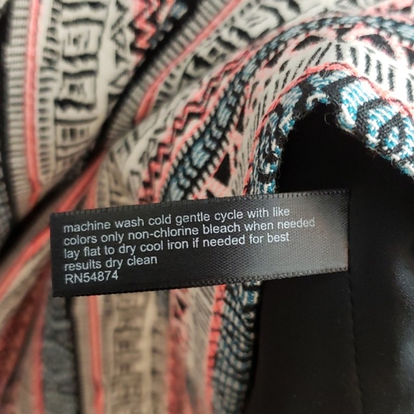 The Limited Print High Waist Pencil Skirt 16 NWT - Picture 6 of 8